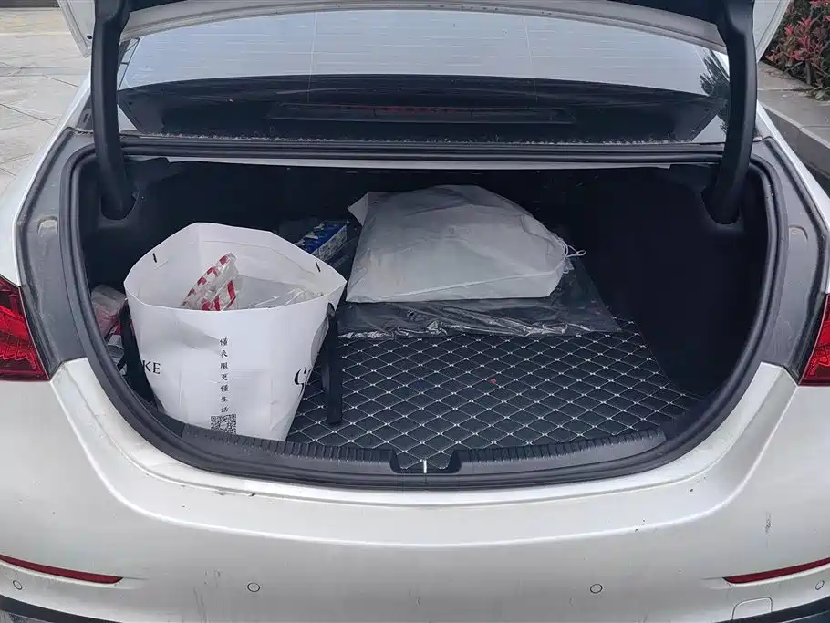 Mercedes-Benz C-Class 2024 facelift three C 260 L sports version купить на сайте DeffCars