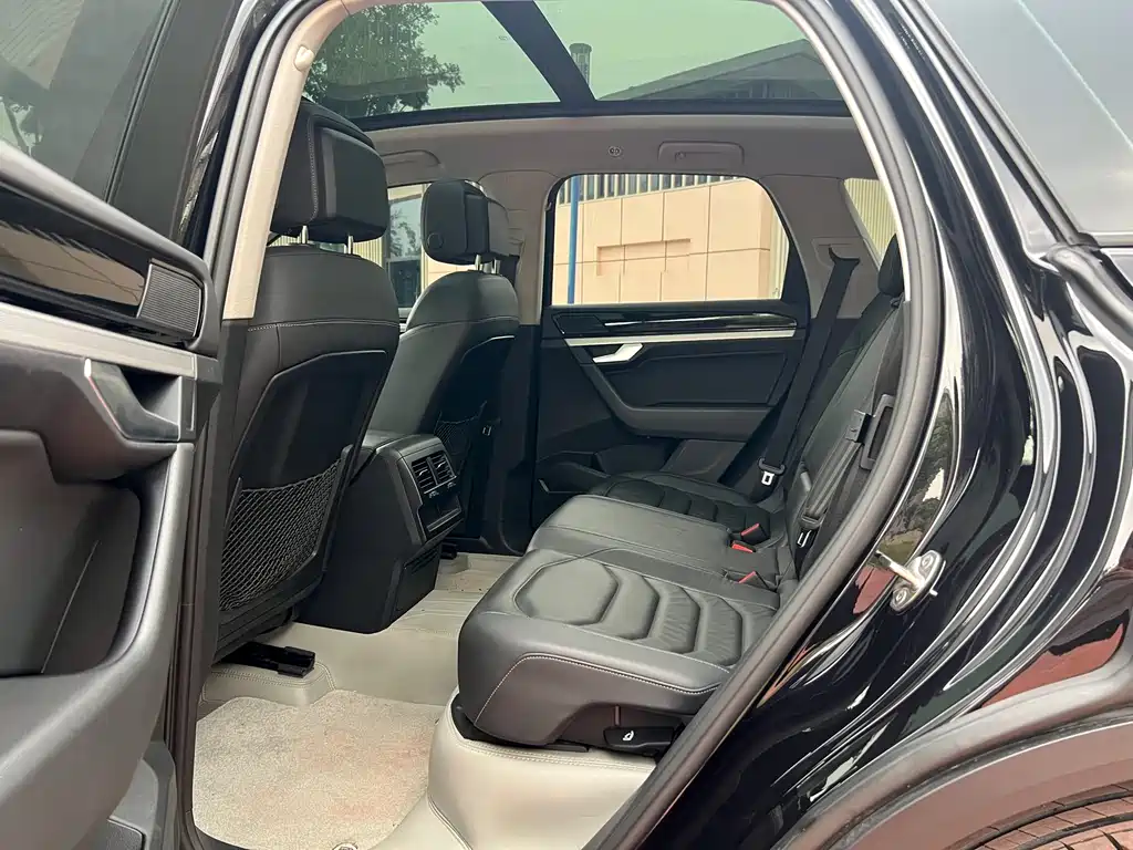 Touareg 2019 2.0TSI Navigation Edition Country VI купить на сайте DeffCars