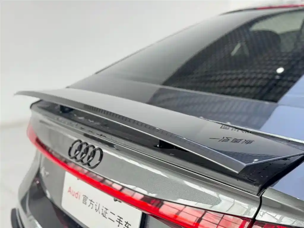 Audi A7 2023 45 TFSI Premium Selection купить на сайте DeffCars