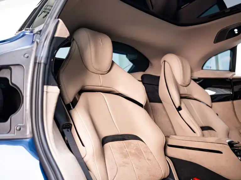 Purosangue 2023 6.5L V12 купить на сайте DeffCars