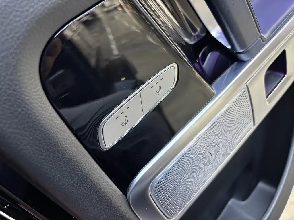 Mercedes G-Class 2023 Model G500 купить на сайте DeffCars
