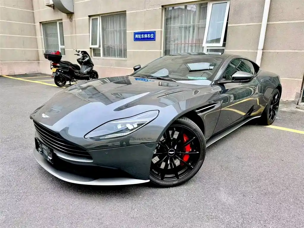 Aston Martin DB11 2020 4.0T V8 Coupe купить на сайте DeffCars