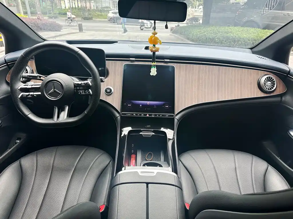 Mercedes-Benz EQE 2022 350 Luxury Edition купить на сайте DeffCars
