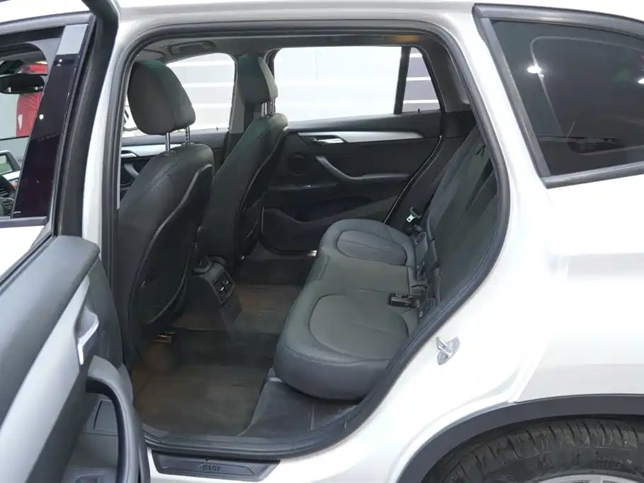 BMW X1 2019 sDrive18Li Fashion Model купить на сайте DeffCars
