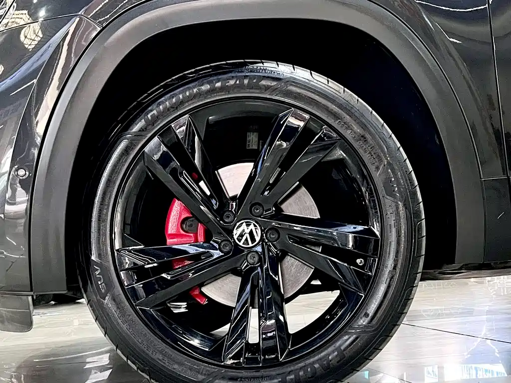Touron 2022 Touron X 380TSI four-wheel drive extreme night limited edition купить на сайте DeffCars