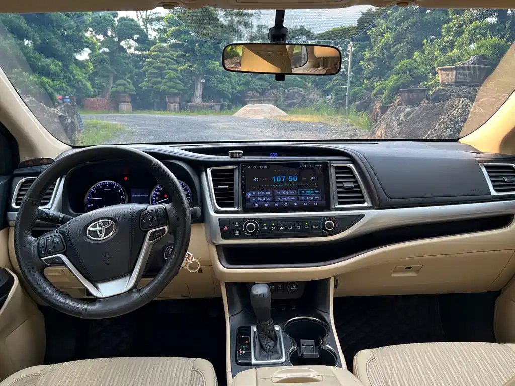 Highlander 2018 2.0T four-wheel drive elite version, 7 seats, National VI купить на сайте DeffCars