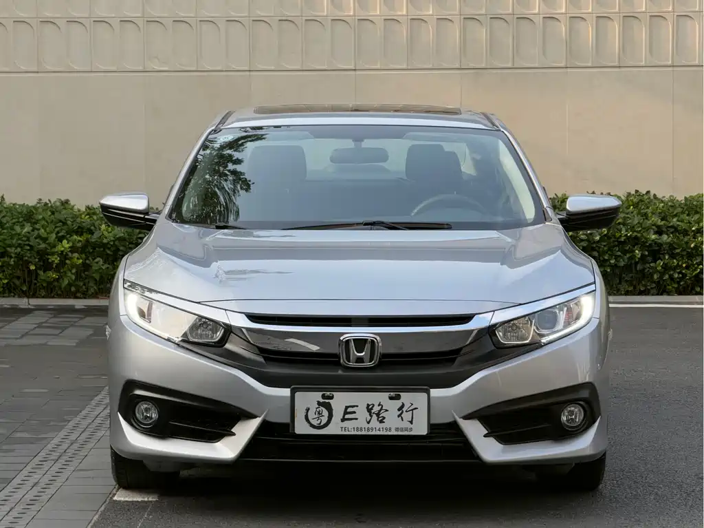 Civic 2016 220TURBO CVT Deluxe Edition купить на сайте DeffCars