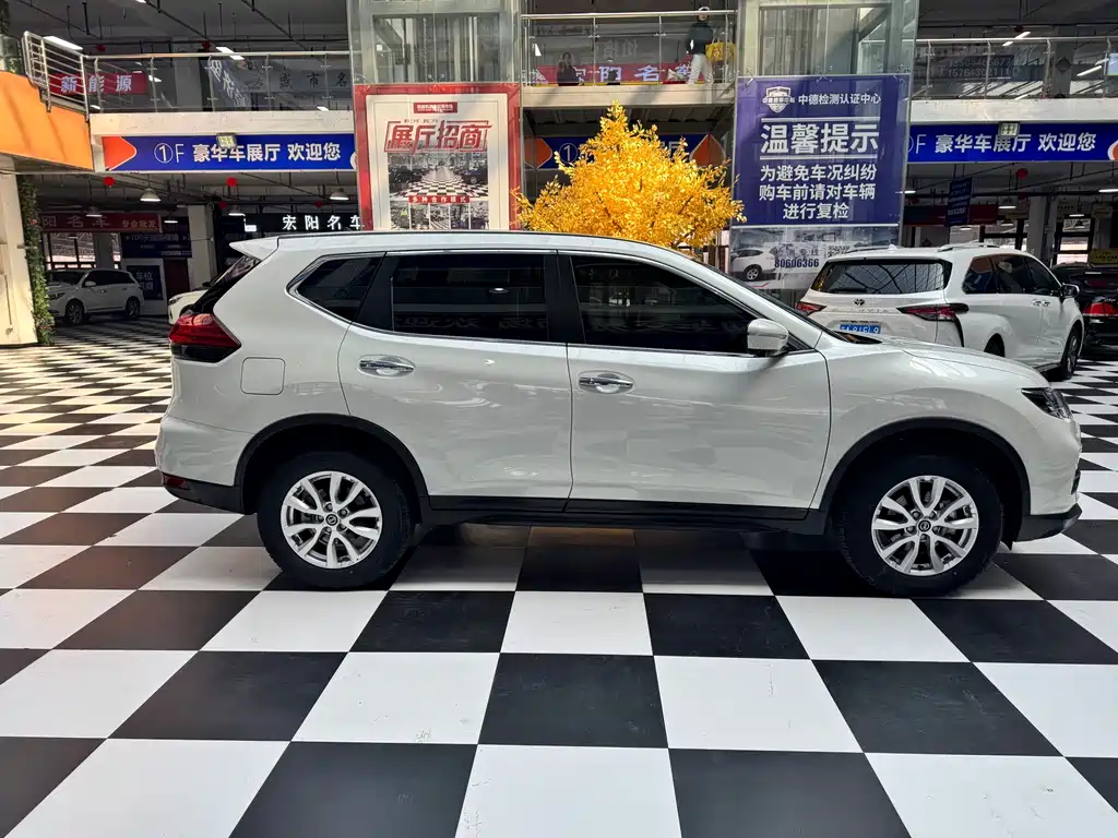 X-Trail 2022 2.0L 2WD Intelligent Link Premium Edition купить на сайте DeffCars