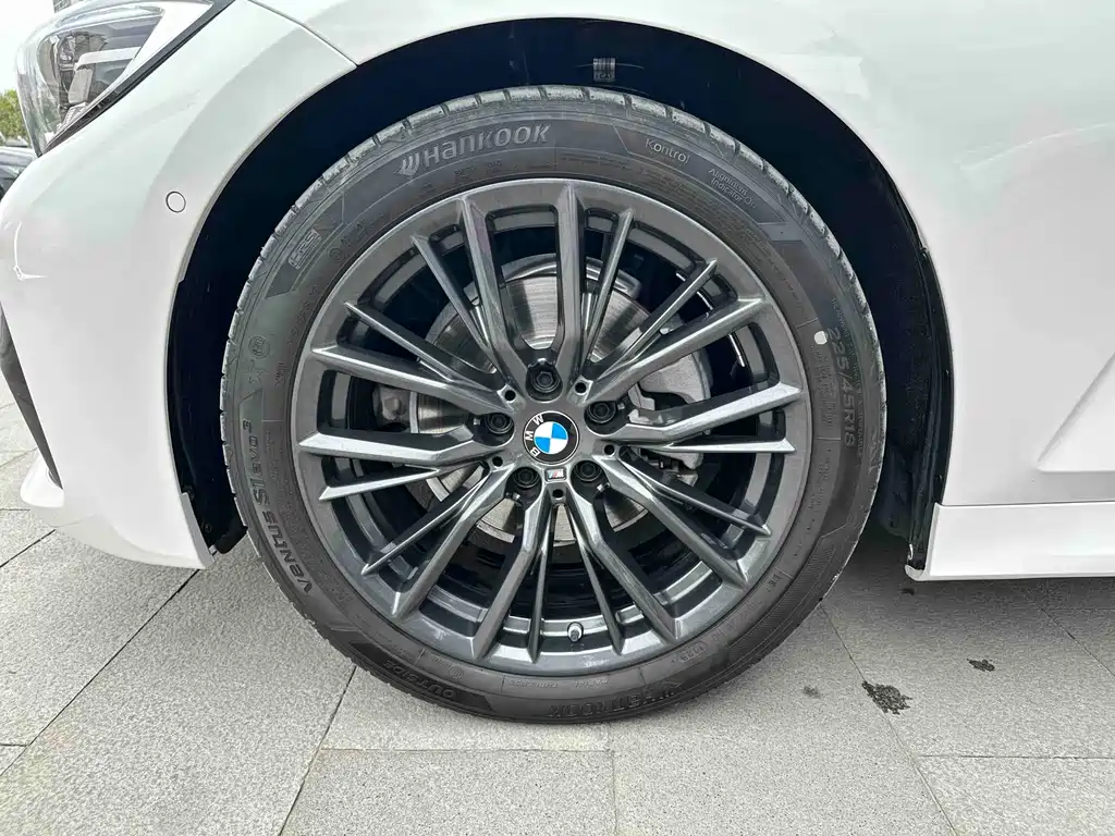 BMW 3 Series 2021 325i M Sports Package купить на сайте DeffCars