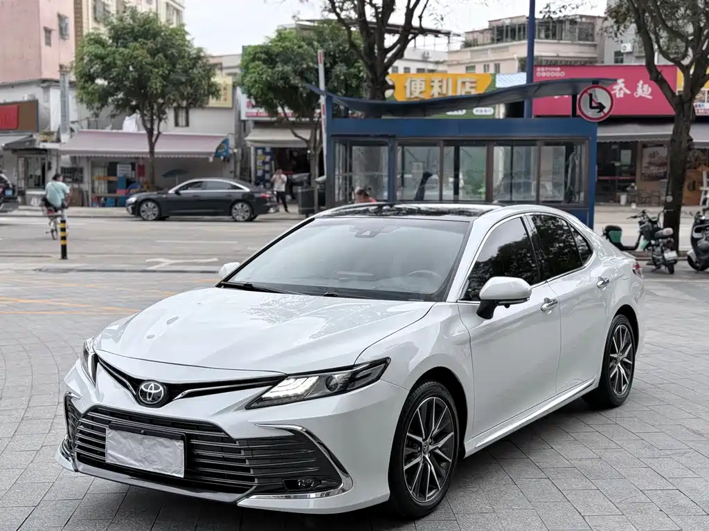 Camry 2023 2.5G Deluxe Edition купить на сайте DeffCars