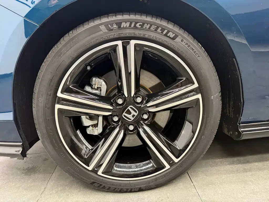 Accord New Energy 2023 2.0L e:PHEV flagship version купить на сайте DeffCars