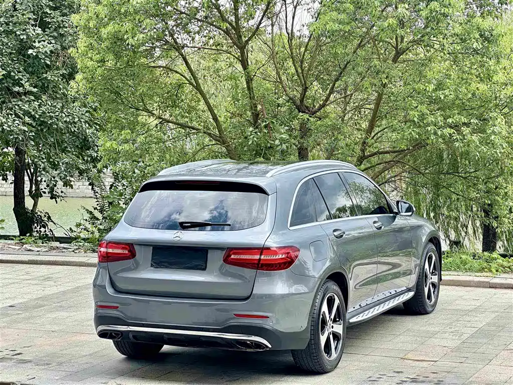 Mercedes GLC 2018 260 4MATIC Luxury Edition купить на сайте DeffCars