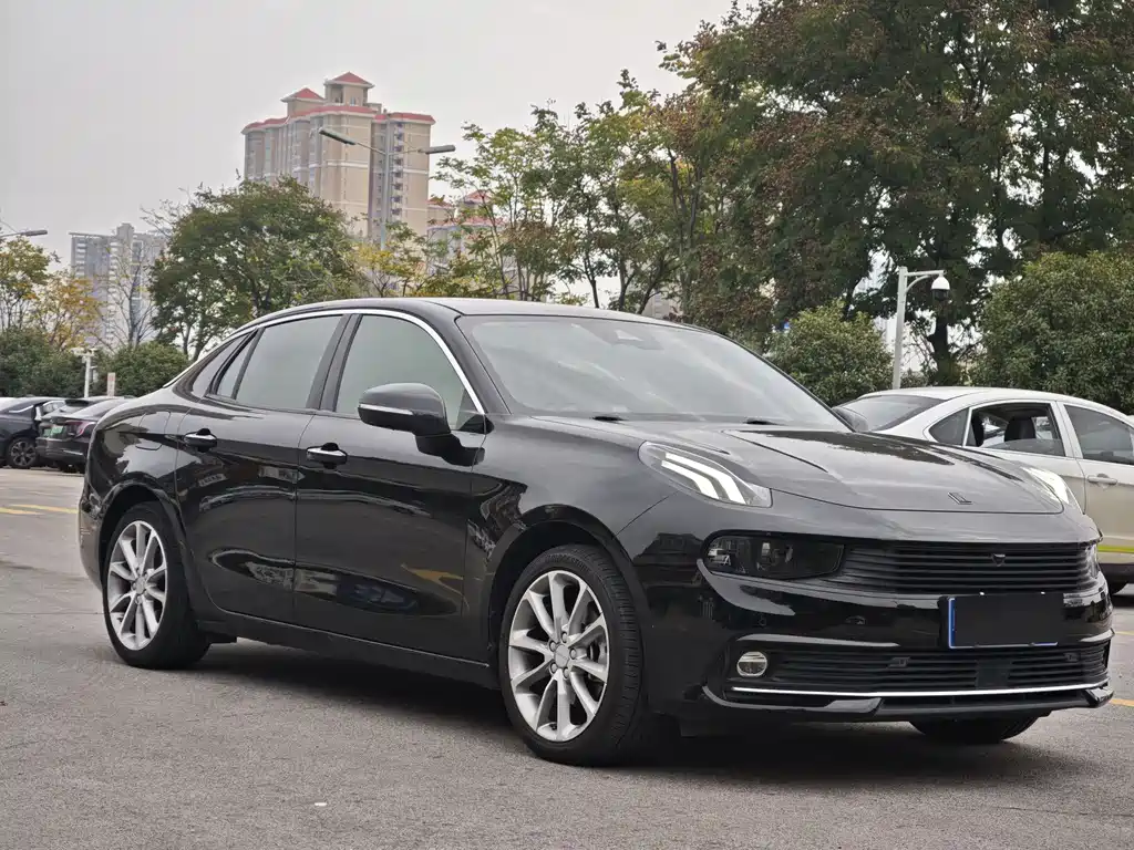 Lynk & Co 03 2018 1.5TD DCT Jin Pro Edition National V купить на сайте DeffCars
