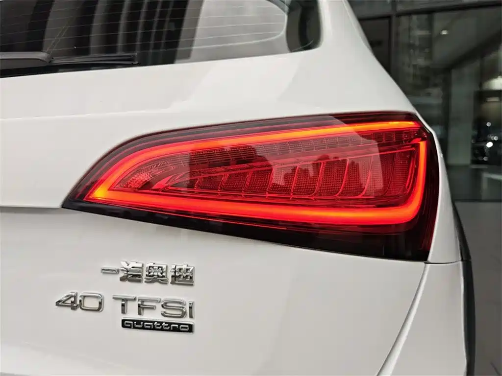 Audi Q5 2017 Plus 40 TFSI Technology купить на сайте DeffCars