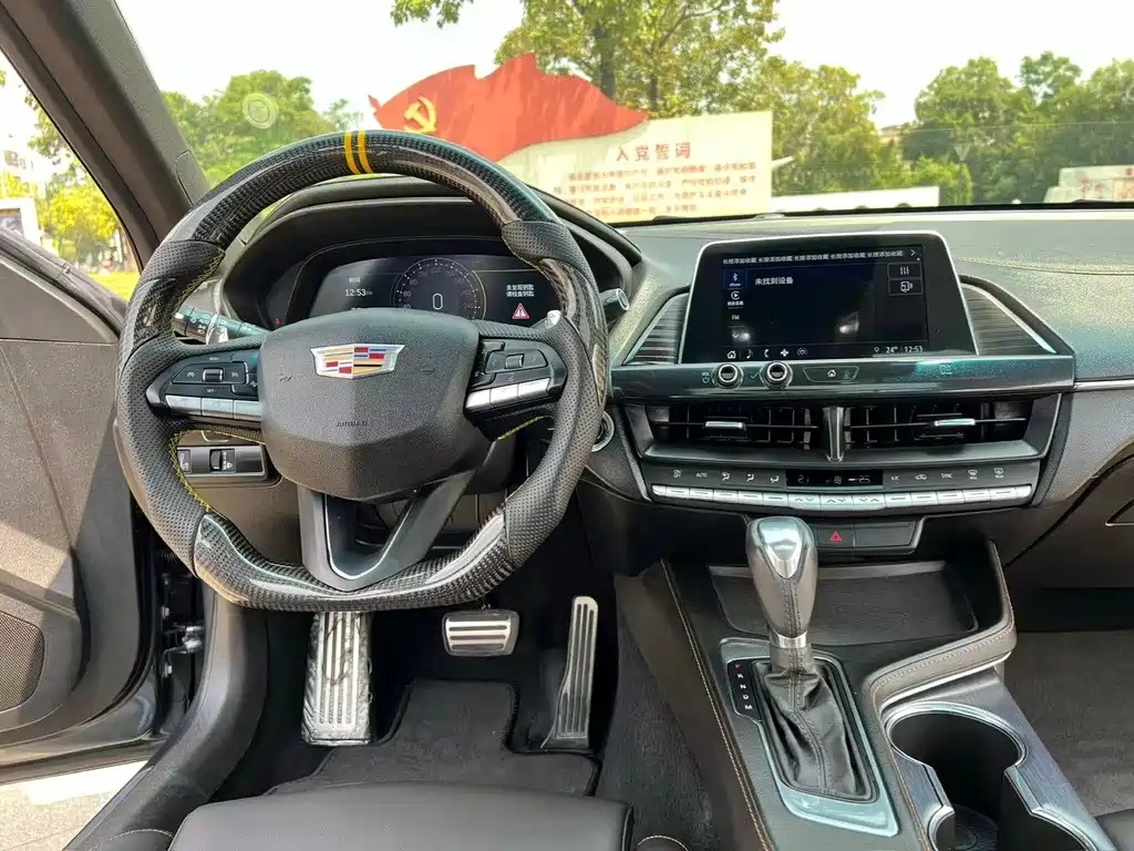 Cadillac CT4 2021 28T Premium Model купить на сайте DeffCars