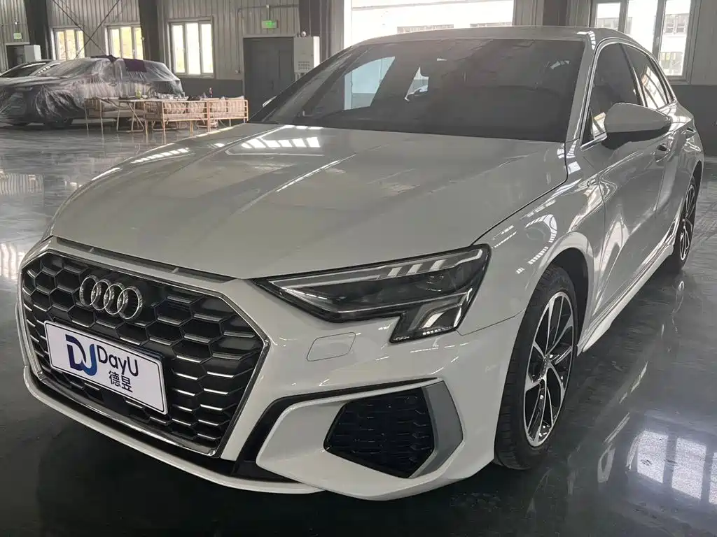 Audi A3 2023款 改款 Sportback 35 TFSI 进取运动型 купить на сайте DeffCars