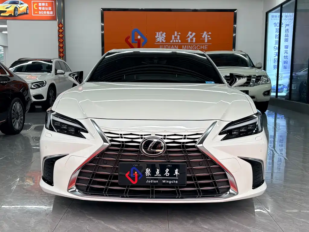 Lexus ES 2025 200 Premium Edition купить на сайте DeffCars