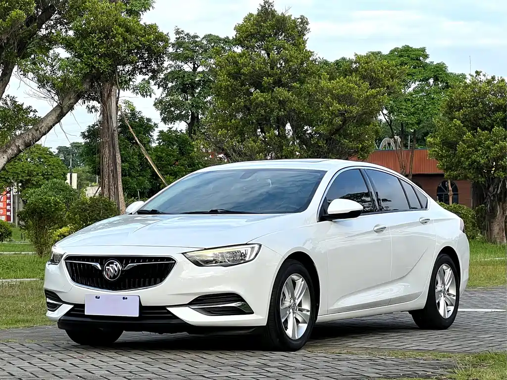Regal 2019 20T Elite National VI купить на сайте DeffCars