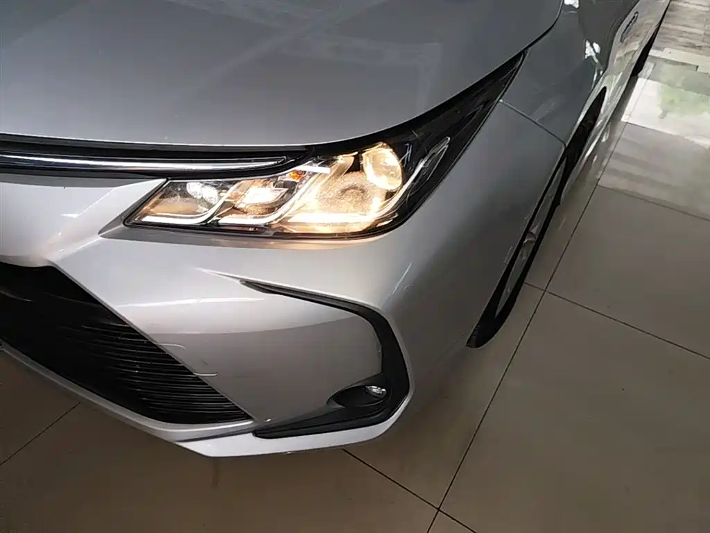 Corolla 2019 Dual Engine 1.8L E-CVT GL-i Elite Edition купить на сайте DeffCars