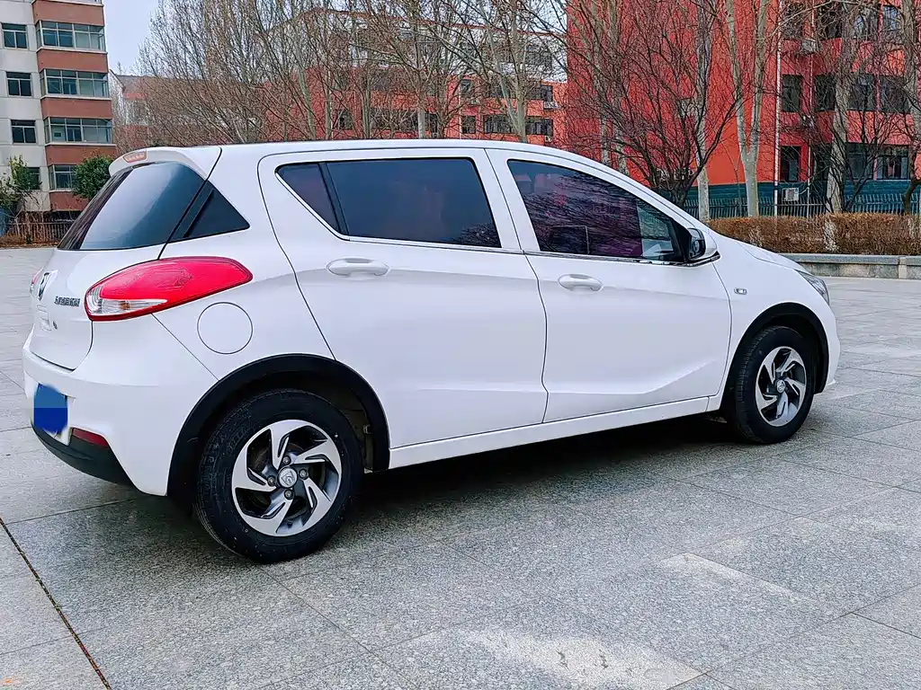 Baojun 310 2016 1.2L manual comfort model купить на сайте DeffCars