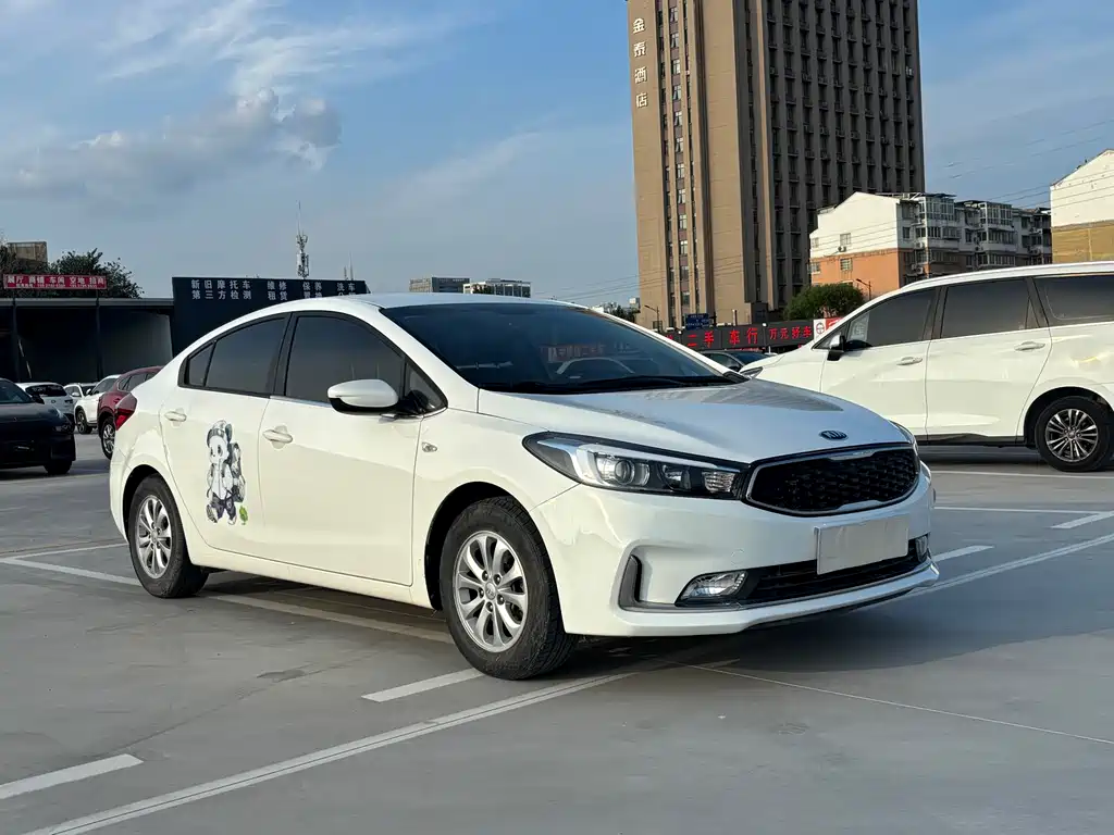Kia K3 2016 1.6L Manual GL купить на сайте DeffCars