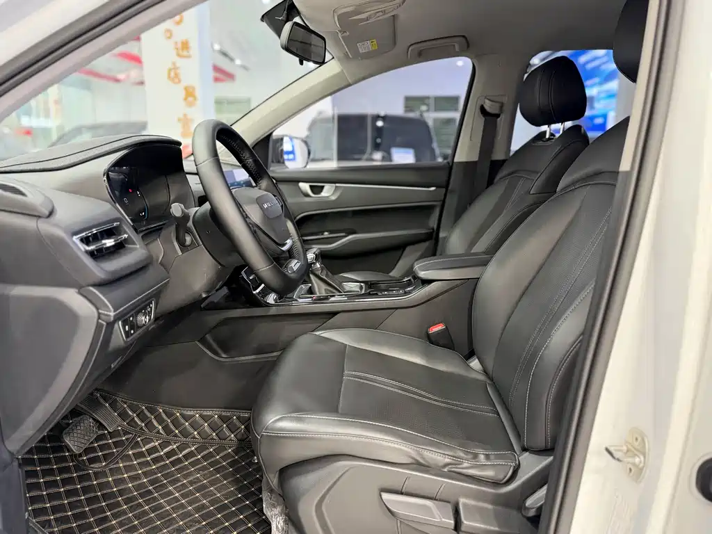 Wuling Capgemini 2020 1.5T CVT premium model купить на сайте DeffCars
