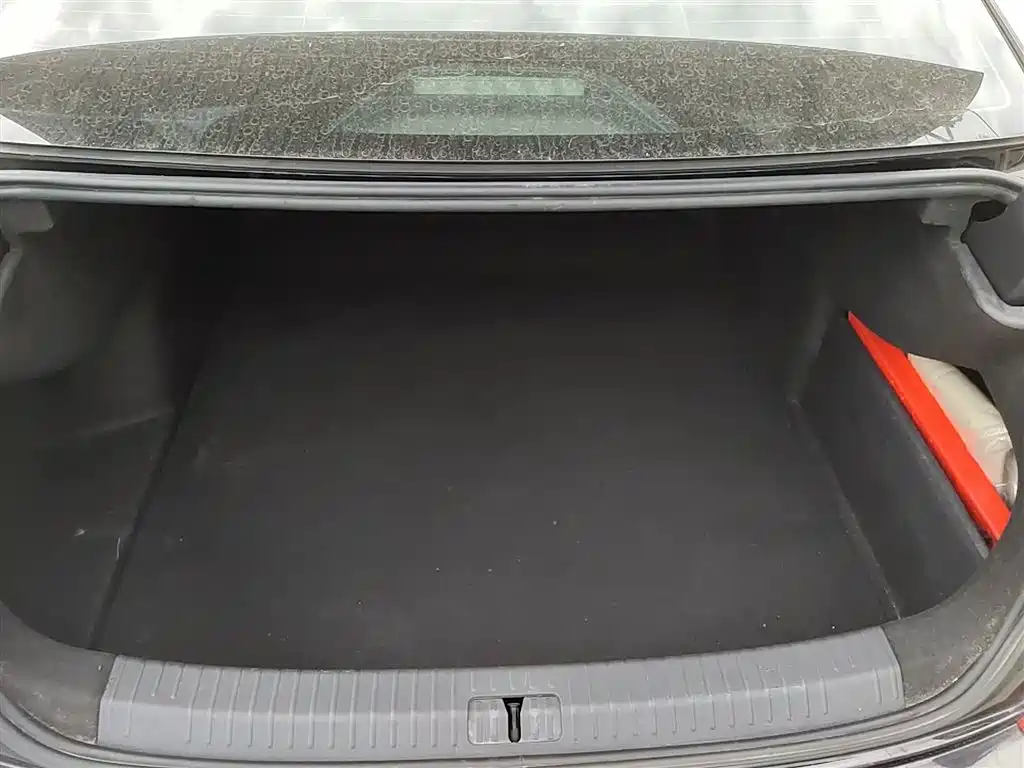 Passat 2019 330TSI Elite Edition National VI купить на сайте DeffCars