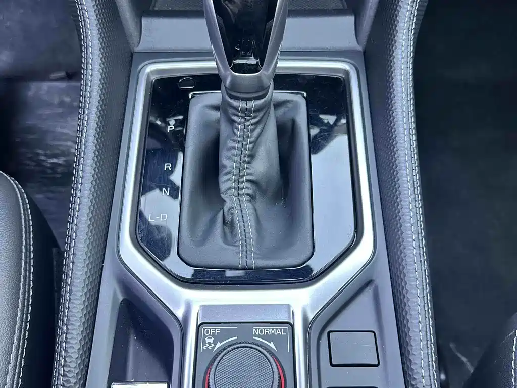 Forester 2022 2.0i AWD Deluxe Edition EyeSight купить на сайте DeffCars