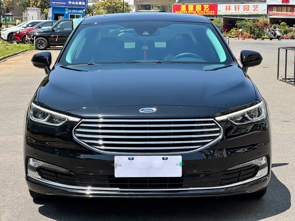 Taurus 2019 EcoBoost 245 Exclusive Edition купить на сайте DeffCars