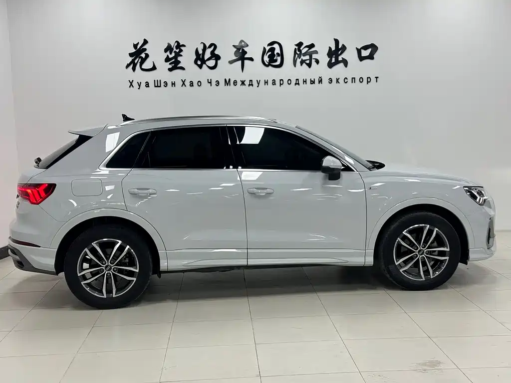 Audi Q3 2022 35 TFSI Fashionable and Dynamic купить на сайте DeffCars