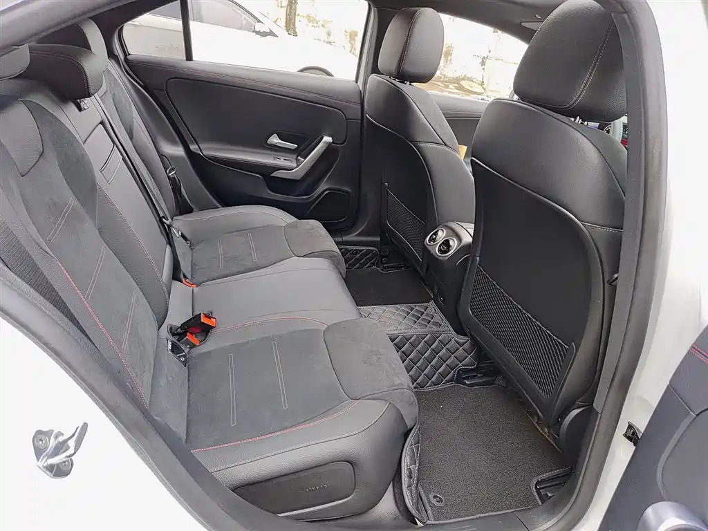 Mercedes-Benz A-Class 2023 A 200 L Fashion Model купить на сайте DeffCars