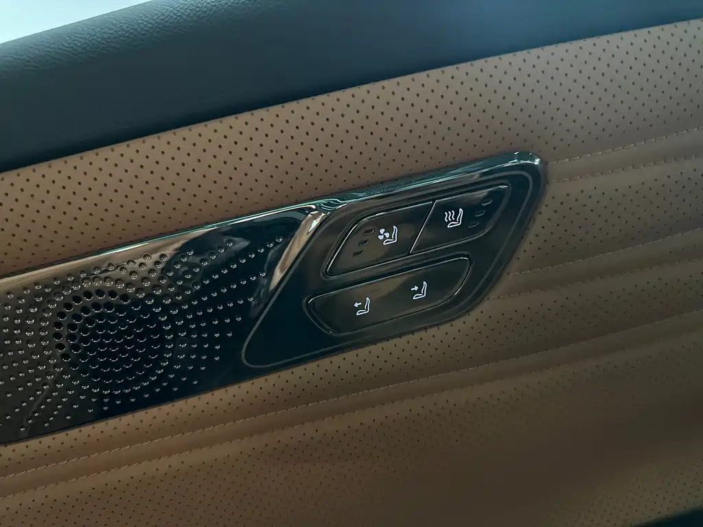 Galaxy Star 8 2025 130km EM-i Exclusive Edition купить на сайте DeffCars