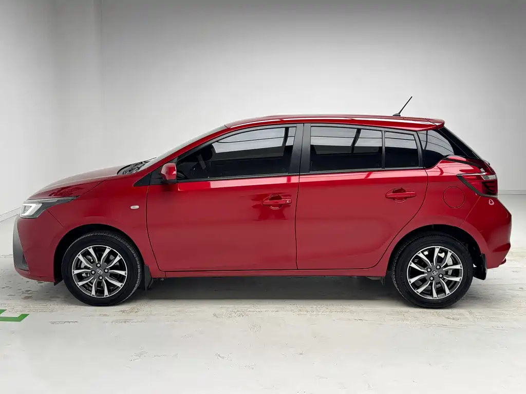 YARiS L Zhixuan 2020 1.5L CVT Deluxe Edition купить на сайте DeffCars