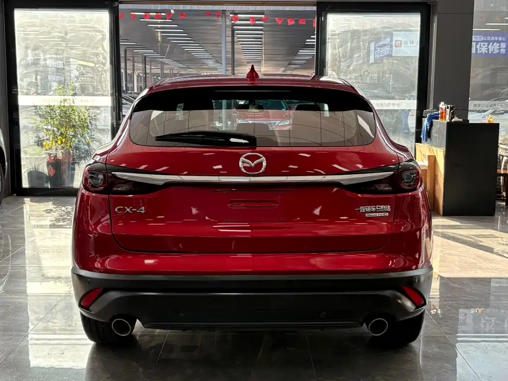 Mazda CX-4 2021 2.0L automatic two-wheel drive Blue Sky Vitality Edition купить на сайте DeffCars