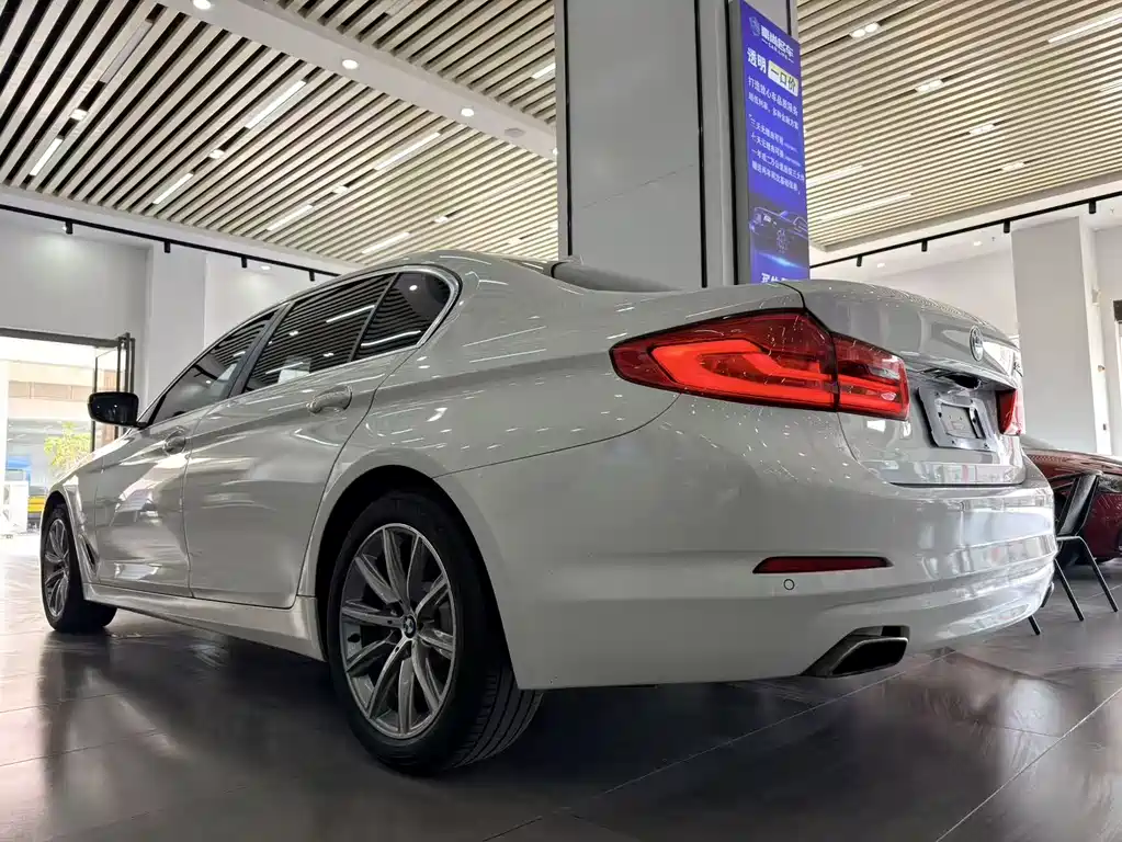 BMW 5 Series 2018 528Li Special Edition launched купить на сайте DeffCars