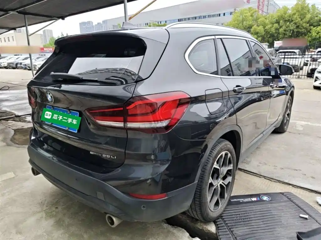 BMW X1 2022 sDrive25Li Leading Model купить на сайте DeffCars