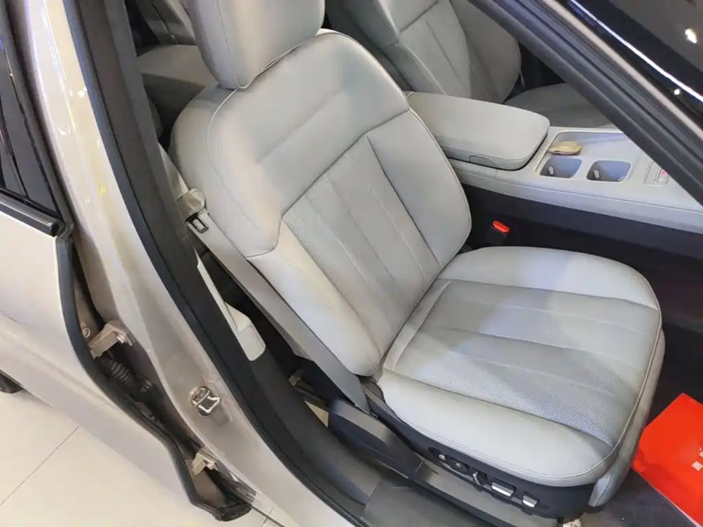NIO ES8 2023 100kWh Signature Edition купить на сайте DeffCars