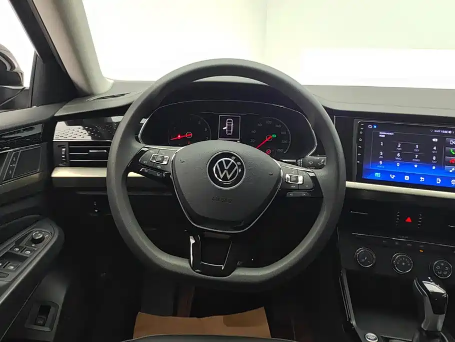 Passat 2020 facelift 280TSI Business Edition National VI купить на сайте DeffCars