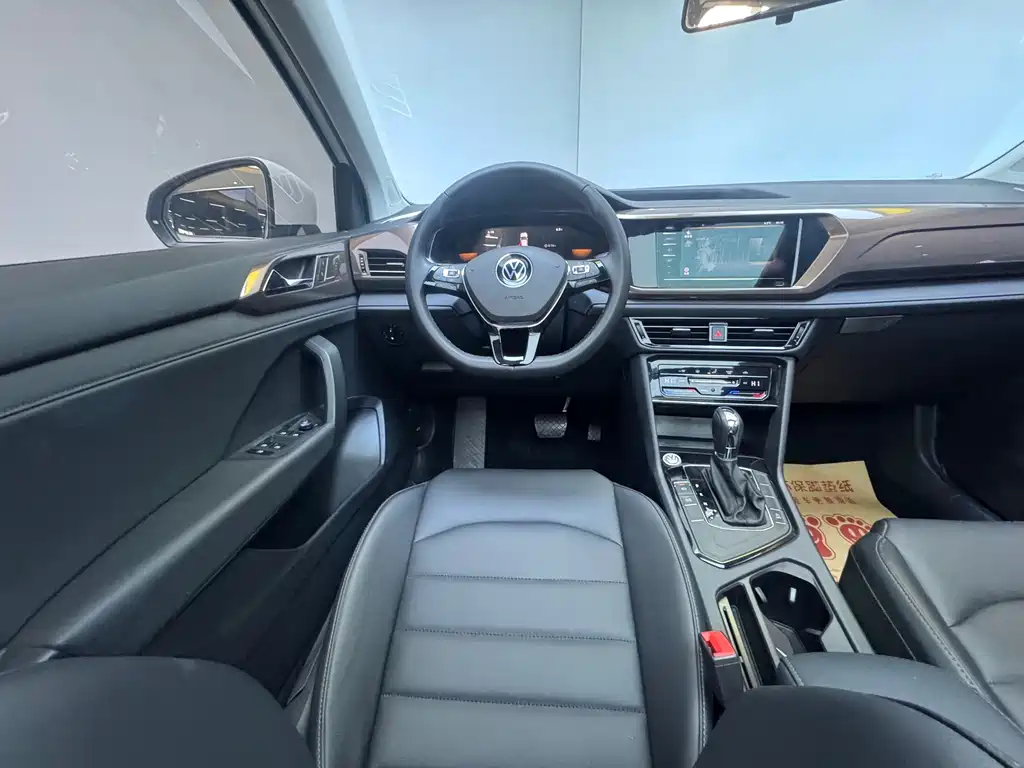 Tuyue 2022 280TSI two-wheel drive comfort version купить на сайте DeffCars