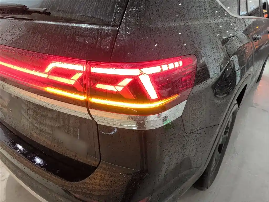 Touron 2023 facelift 380TSI four-wheel drive luxury version купить на сайте DeffCars