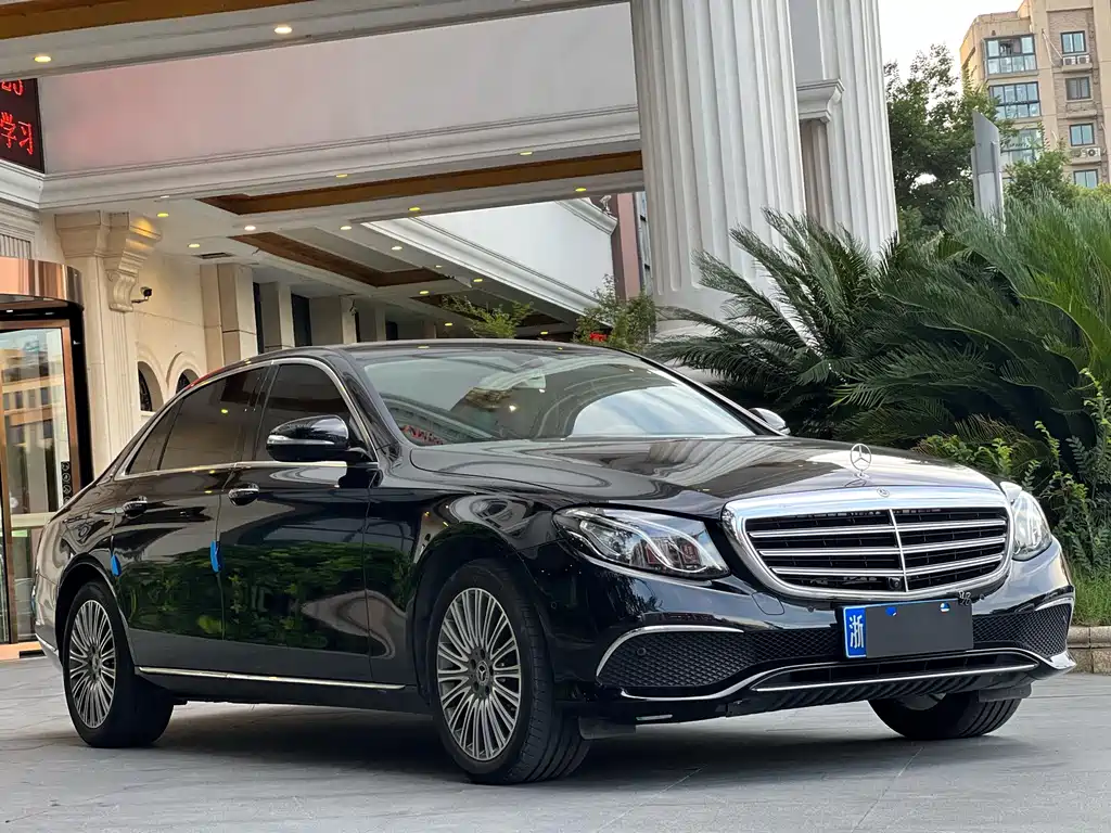 Mercedes-Benz E-Class 2017 E 300 L Luxury Model купить на сайте DeffCars