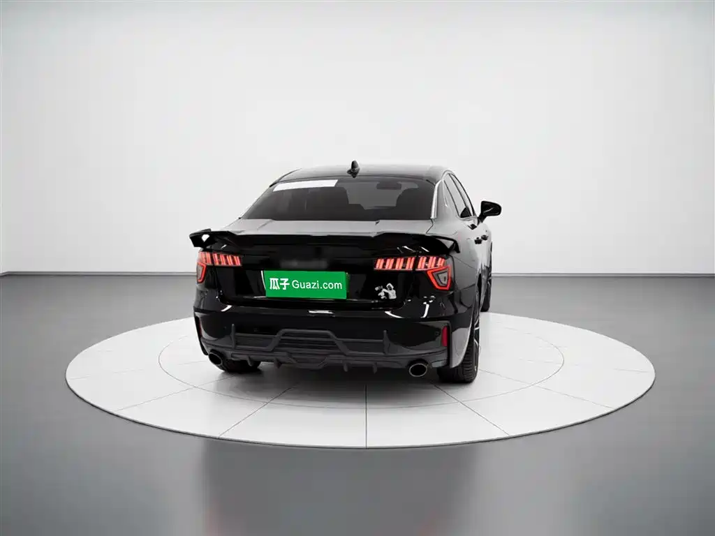 Lynk & Co 03 2022 2.0TD DCT Pro купить на сайте DeffCars