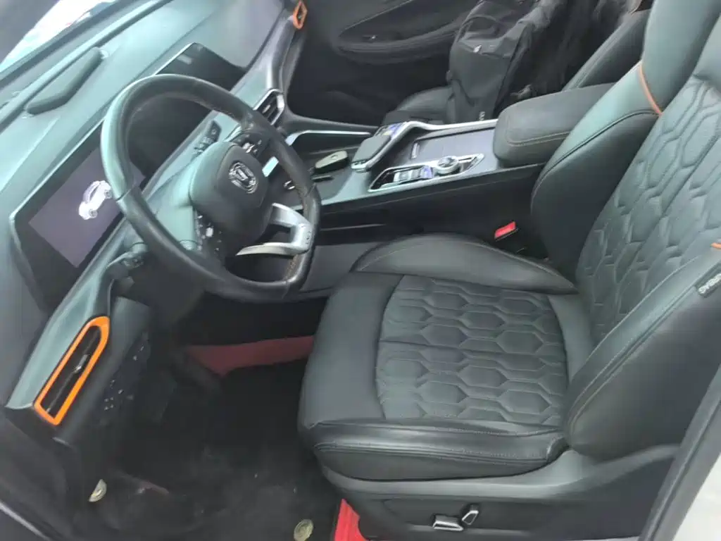Changan UNI-T 2022 1.5T premium model купить на сайте DeffCars