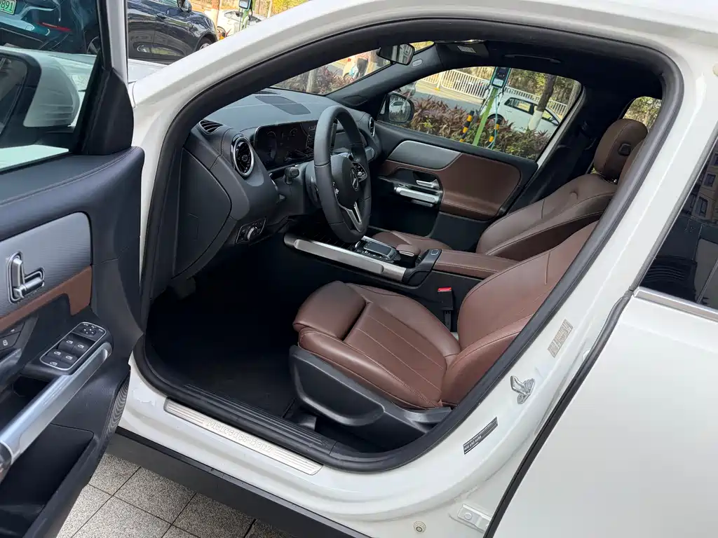 Mercedes-Benz GLB 2022 facelift GLB 200 fashion model купить на сайте DeffCars