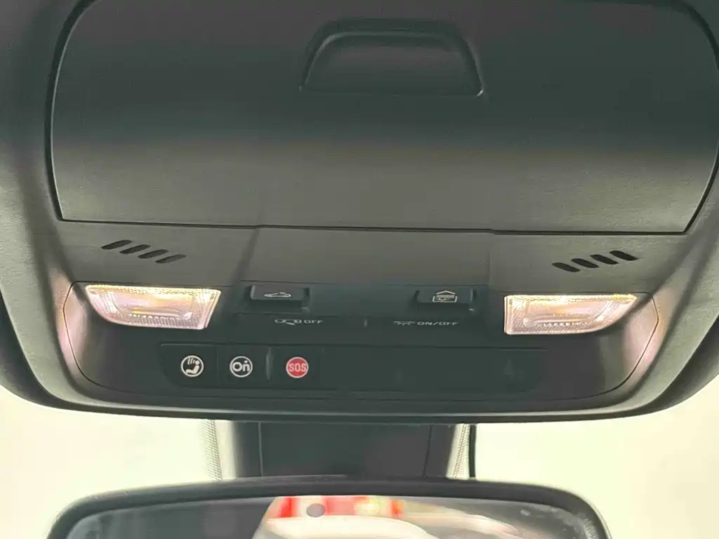 Cadillac XT4 2020 28T two-wheel drive leading model купить на сайте DeffCars