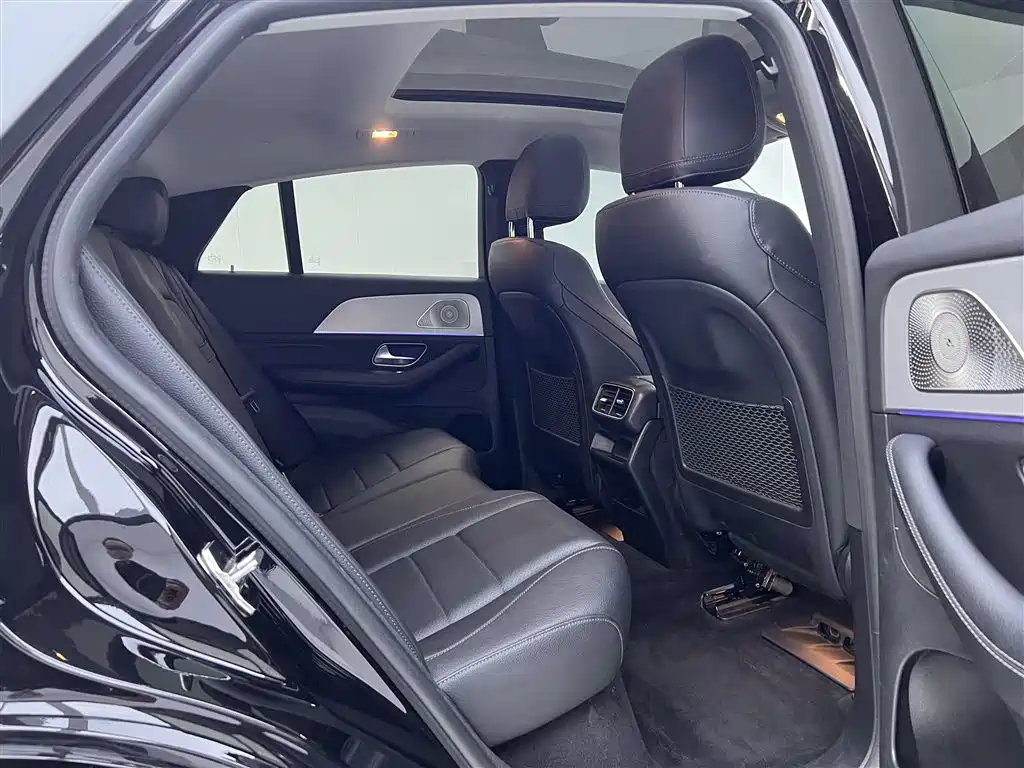 Mercedes-Benz GLE Coupe 2020 GLE 350 4MATIC Coupe SUV Fashion купить на сайте DeffCars