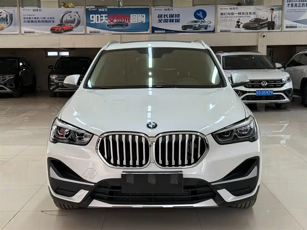 BMW X1 2022 sDrive20Li Fashion Model купить на сайте DeffCars
