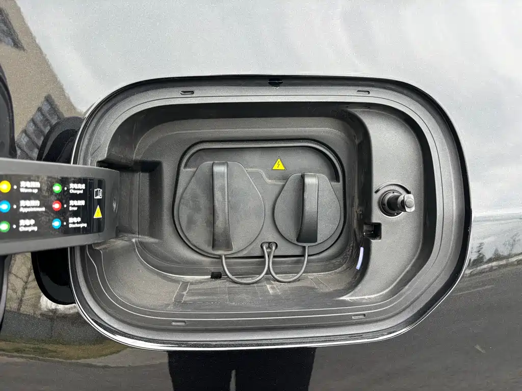 Lynk & Co 07 EM-P 2024 EM-P 126 long battery life Halo купить на сайте DeffCars