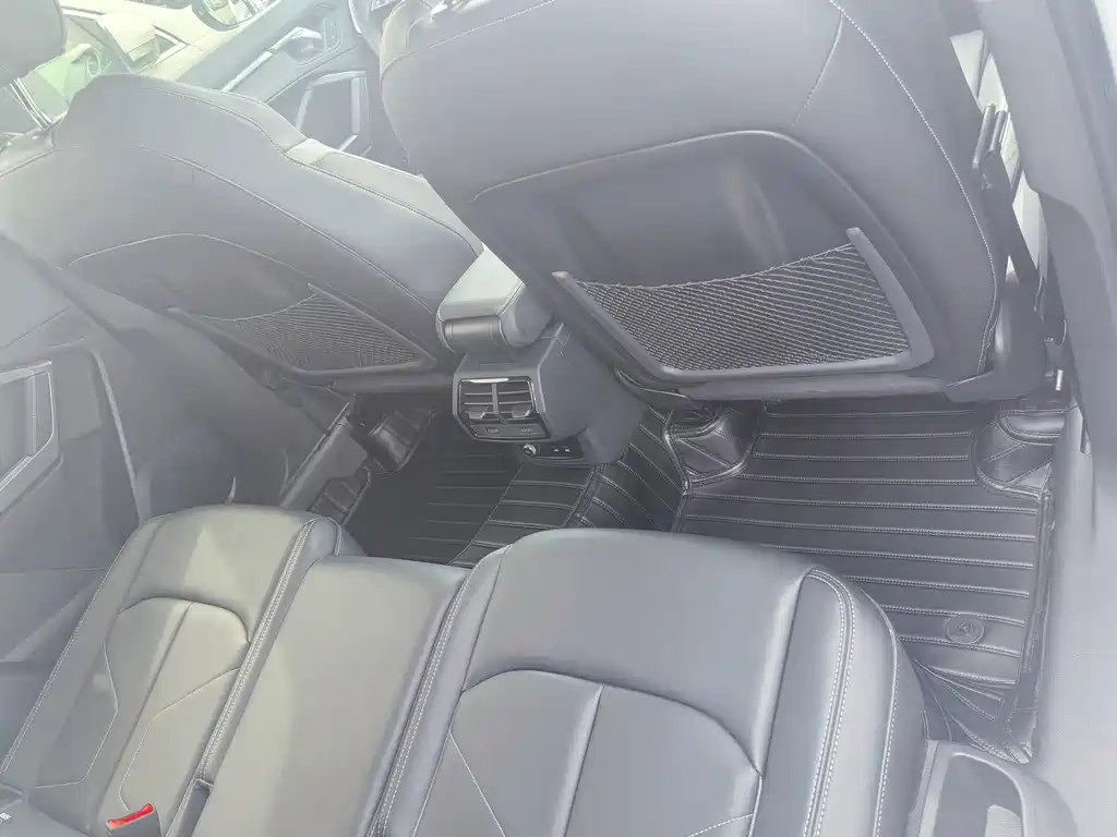 Audi Q3 2024 35 TFSI Fashionable and Dynamic купить на сайте DeffCars