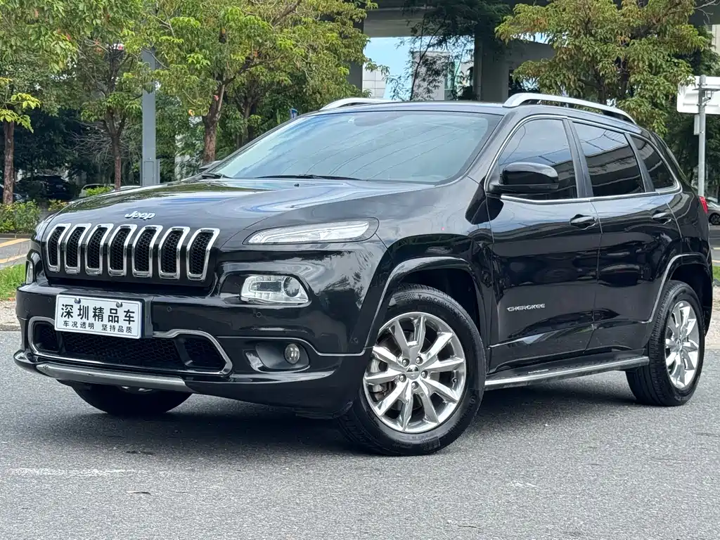 Liberty Light 2017 2.4L Superior Edition купить на сайте DeffCars